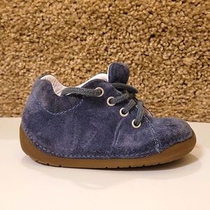 Baby Walking Shoes, comfy Size 5.5